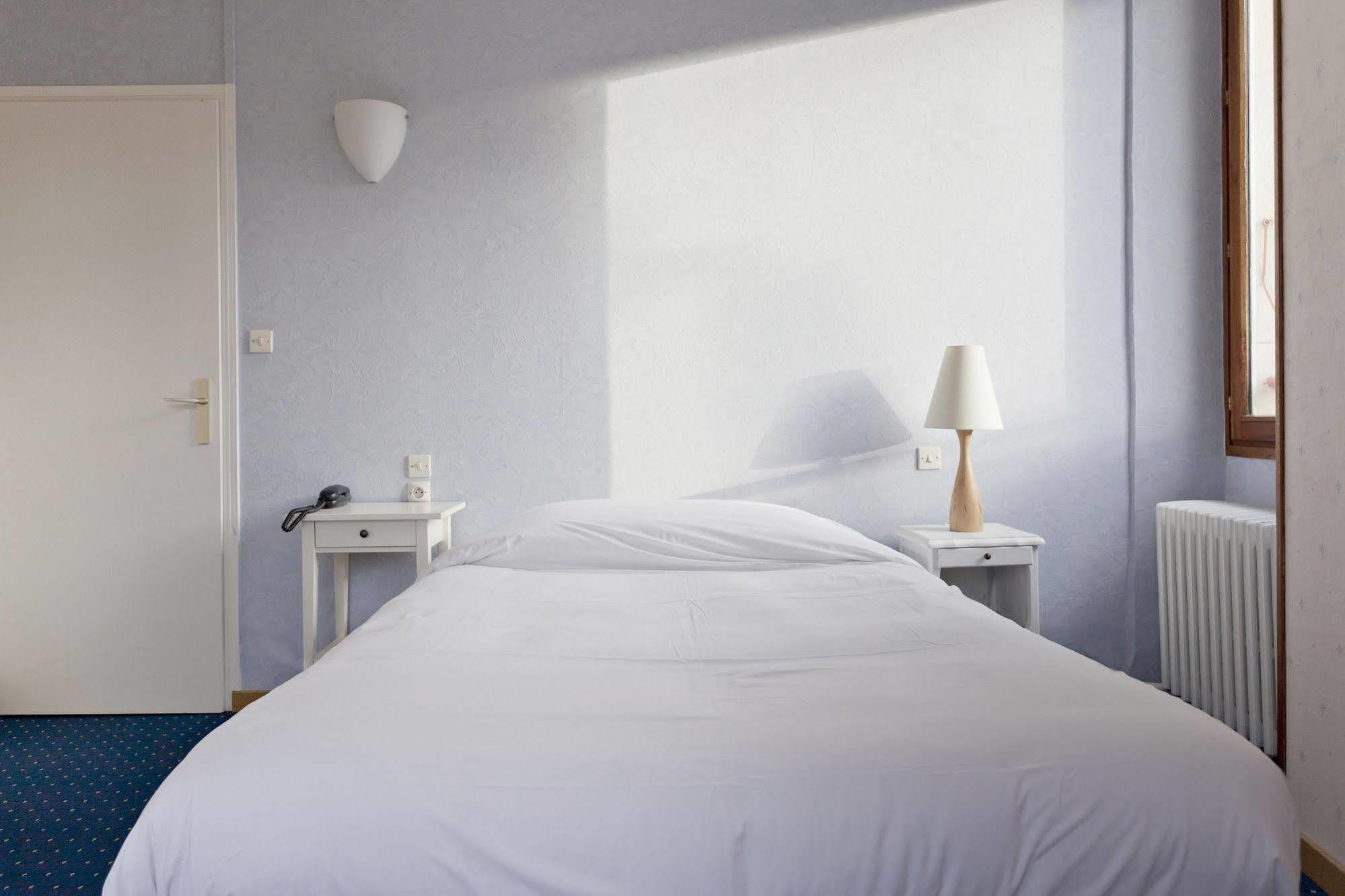 Du Midi Hotel 2*